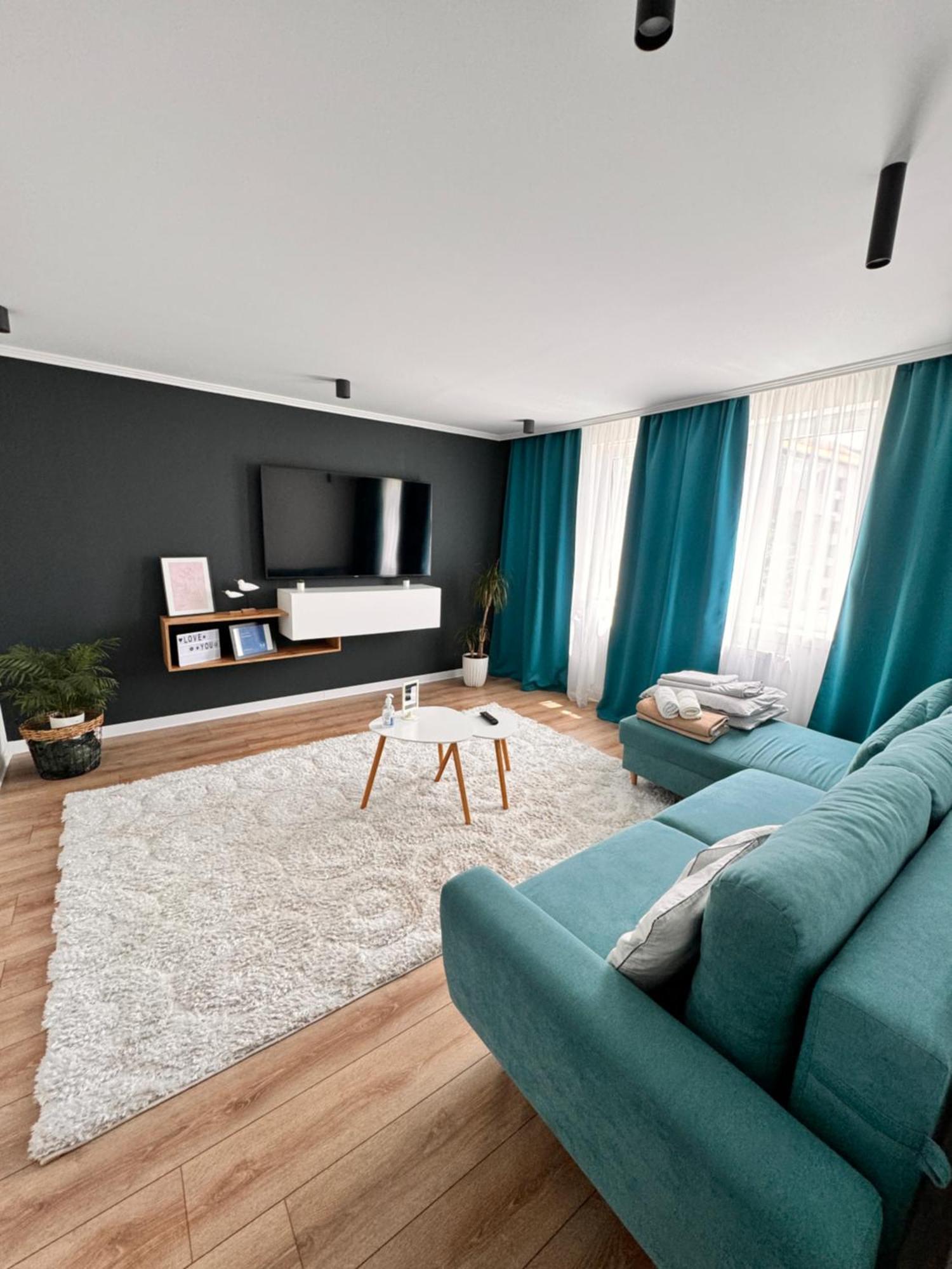 Caris Home Hunedoara Buitenkant foto